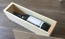 Load image into Gallery viewer, Custom Engraved Wine Box - Company Logo
